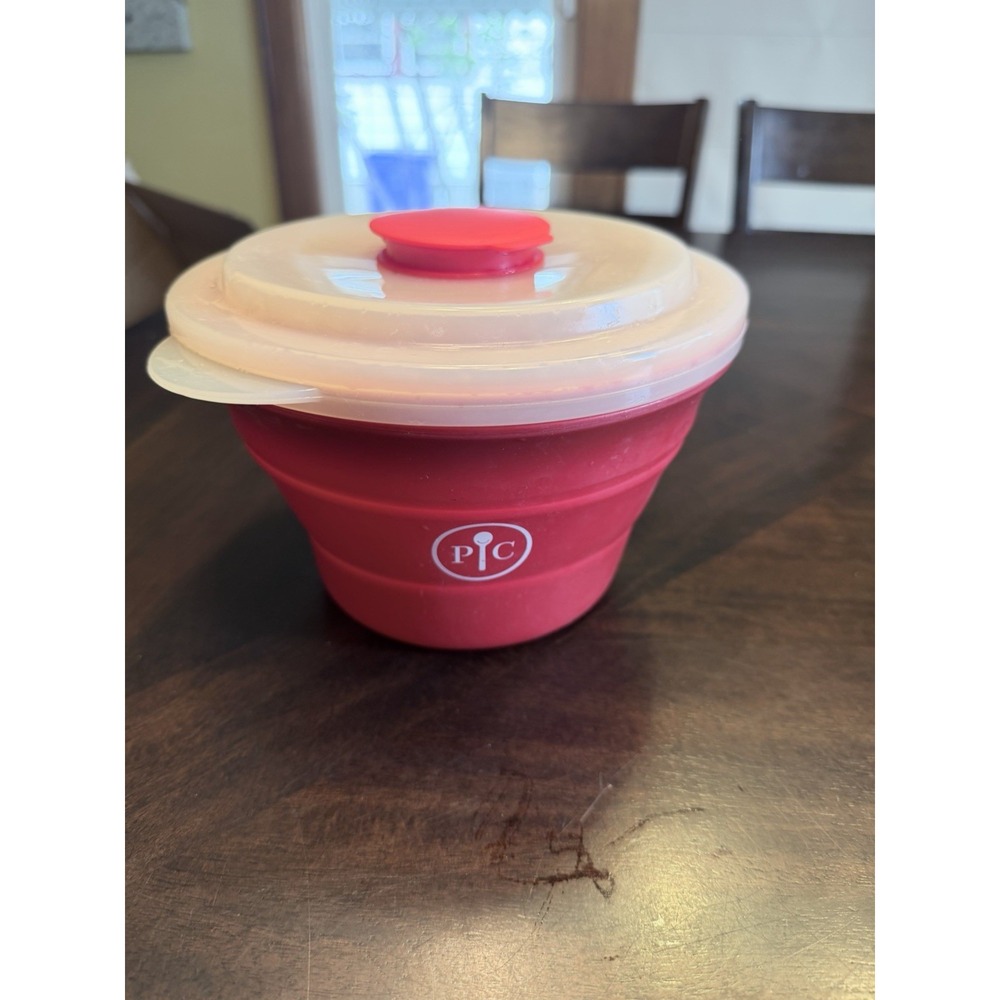 Pampered Chef Red Silicone Microwave Popcorn Popper Collapsible Vented Lid